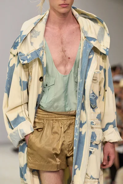Look 73